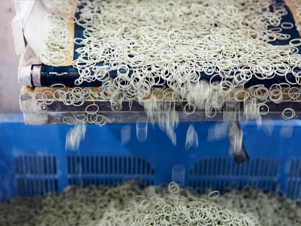cec rubber band cutting process